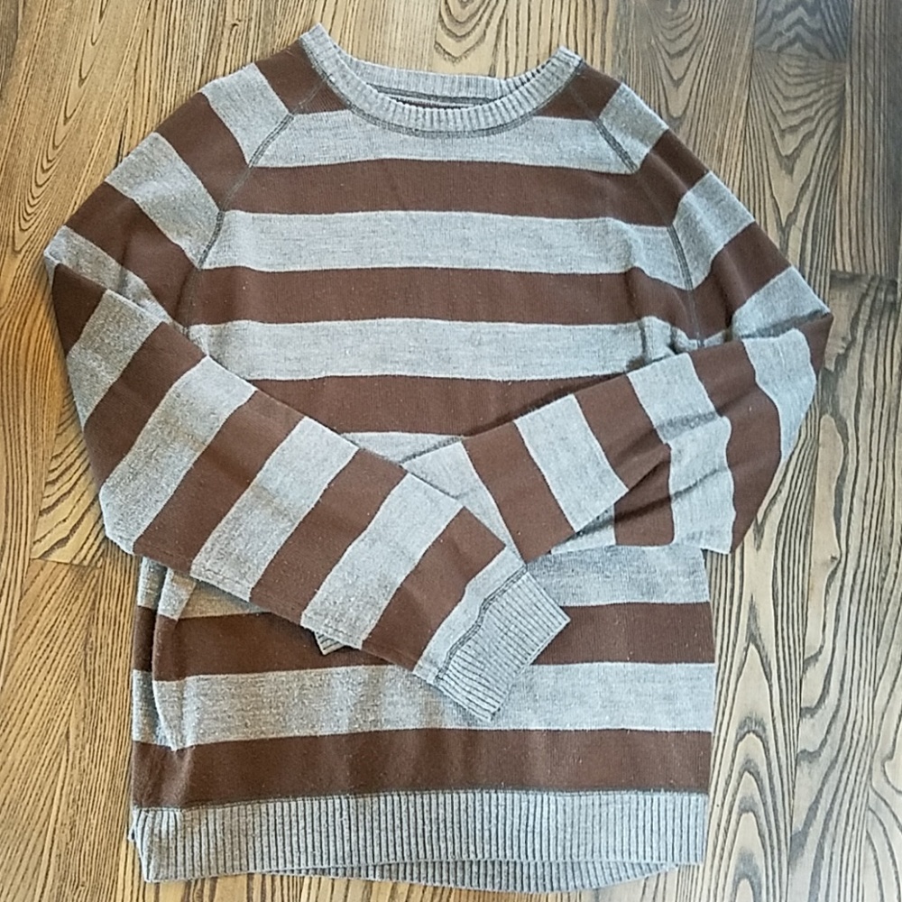 Aeropostale sweater
